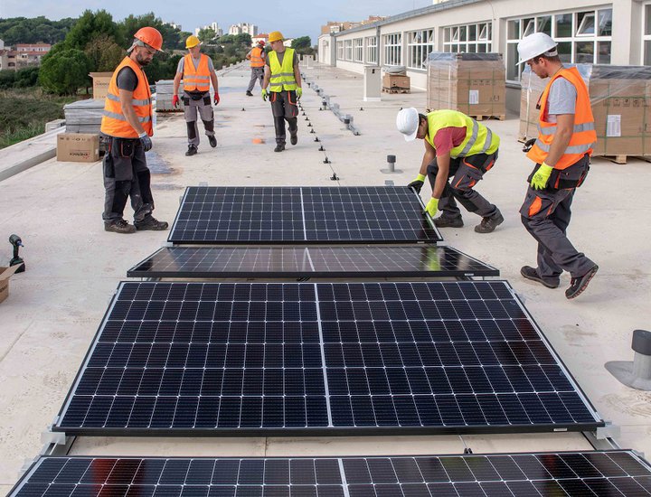 Započelo postavljanje solarne elektrane na Industrijsko-obrtničkoj školi Pula