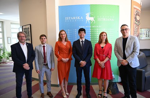 La vicepresidente della Regione Jessica Acquavita ha ricevuto una delegazione del Governo della Catalogna