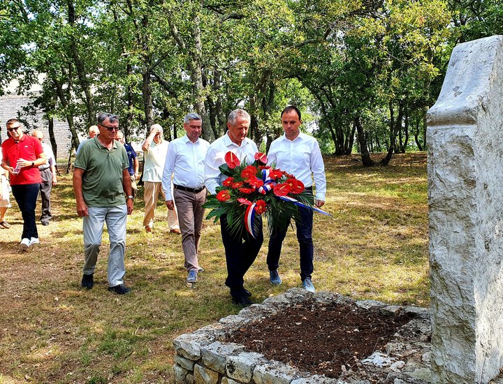 RUŠNJAK: Obilježena 78. obljetnica odlaska dragovoljaca, rodoljuba i antifašista u partizane