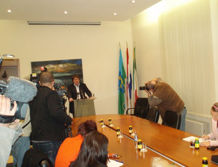Pula: Redovita mjesečna konferencija za novinare župana Jakovčića