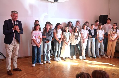 In occasione dell’inizio del nuovo anno scolastico, il presidente della Regione Istriana Boris Miletić ha visitato la Scuola elementare Vladimir Gortan a Gimino