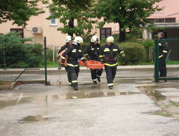 Dana 17.09.2013. godine održana je taktička vatrogasna vježba, sukladno planu evakuacije i spašavanja, te gašenja požara na objektu Centra ''Liče Faraguna'' Labin