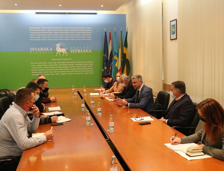 Župan Miletić održao radni sastanak s Općinom Motovun