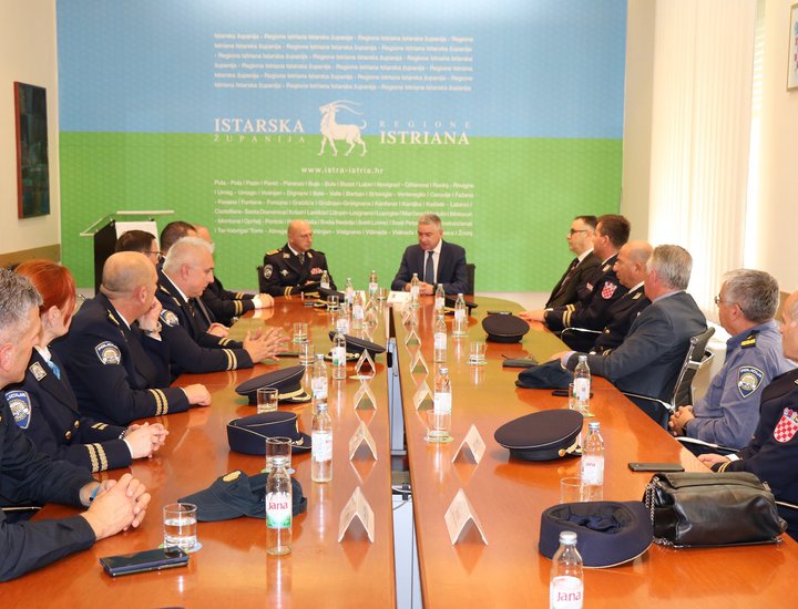 Župan Miletić upriličio prijem povodom Dana policije