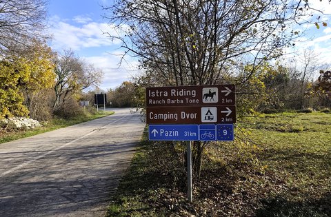 Istarska županija postavila prometnu signalizaciju na europskoj biciklističkoj ruti EuroVelo 9 kroz Istru