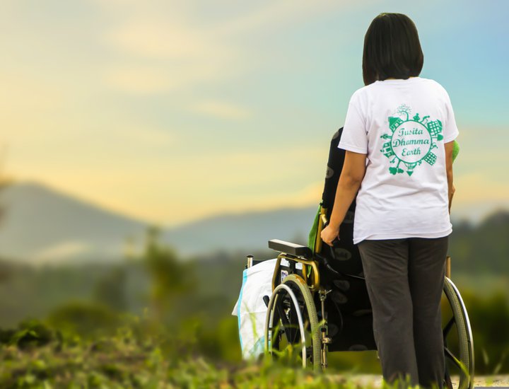 È stato realizzato l'opuscolo bilingue "Potenziale del turismo accessibile"