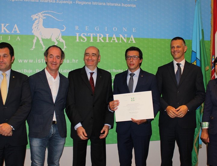 A Oriano Otočan l'onorificenza del Presidente della Repubblica Italiana