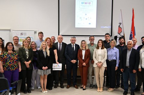 Celebrato con successo il primo anno di attuazione del progetto „i-STEM – Con sinergia verso lo sviluppo delle discipline STEM in Istria”