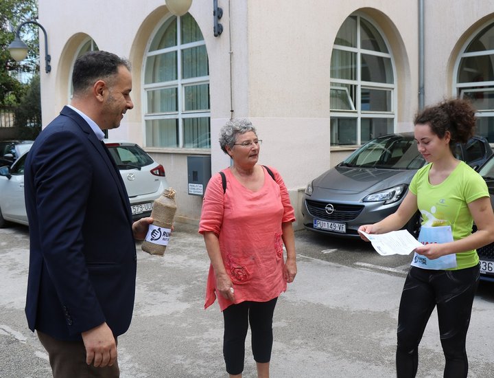 I Lumeni del Liceo di Pola hanno visitato la Regione e mandato un importante messaggio eco