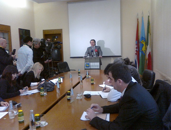 Pula: Župan Jakovčić s novinarima o Jadranskoj strategiji i projektu Brijuni rivijera