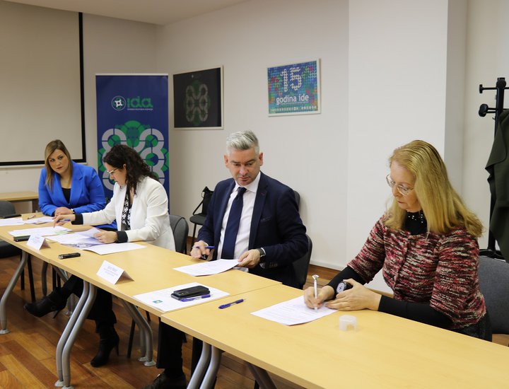 La Regione Istriana ha aumentato i fondi per i progetti culturali delle associazioni delle minoranze nazionali