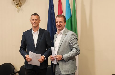 Si è svolto l’incontro tra i presidenti delle Assemblee della Regione Istriana e della Regione Litoraneo-montana, Flego e Mandić:  la collaborazione tra le due regioni è importante per la qualità della vita dei cittadini