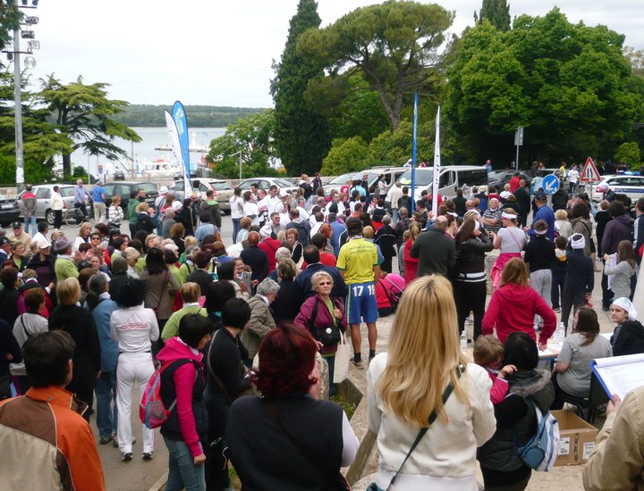 Uspješno organizirana manifestacija 'HODITI I ZDRAVI BITI'