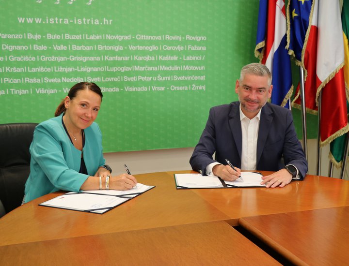 Potpisani ugovori o sufinanciranju projekta „Postupci invazivne kardiologije u 2023. Opće bolnice Pule“