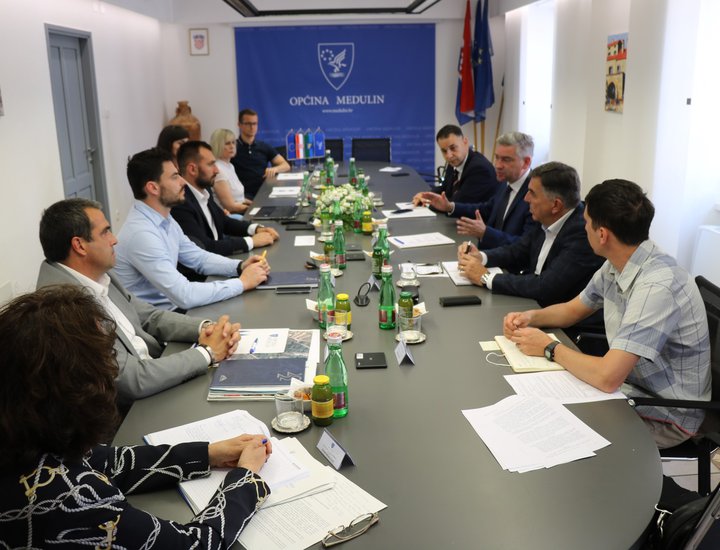 Župan Miletić na radnom sastanku u Općini Medulin
