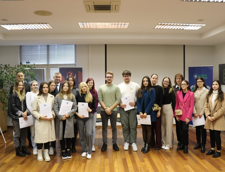 Il presidente Miletić agli studenti: Il sapere è il capitale più redditizio per il futuro
