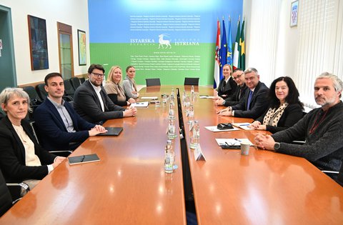 Istarski župan Miletić i gradonačelnik Pule Grbin suglasni o potrebi izgradnje sportske dvorane Gimnazije u Puli