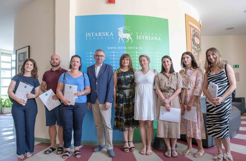 Istarska županija dodijelila 7 jednokratnih naknada za kupnju prvog stana ili kupnju/izgradnju kuće deficitarnom kadru u zdravstvu