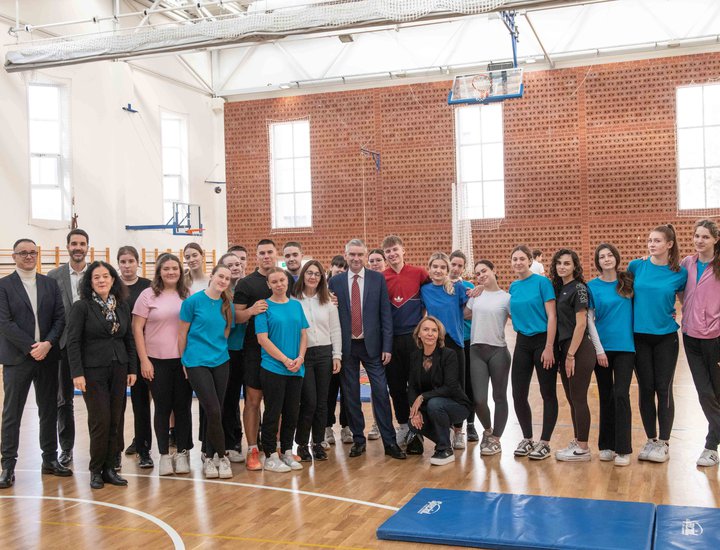 Župan Miletić obišao obnovljenu Sportsku dvoranu Stoja, u Puli