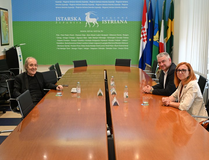Il Presidente della Regione Boris Miletić ha ricevuto Furio Radin in occasione della conclusione del suo mandato parlamentare