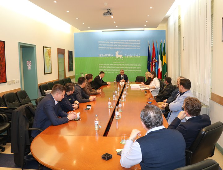 La Regione ha assegnato 190 mila euro di sussidi all'economia istriana