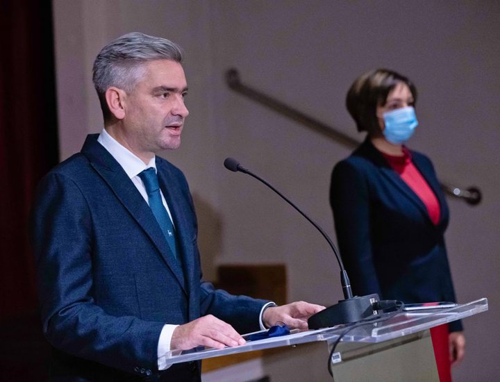 Agurio natalizio della Vicepresidente della Regione e il Sindaco di Pola ai cittadini dell'Istria