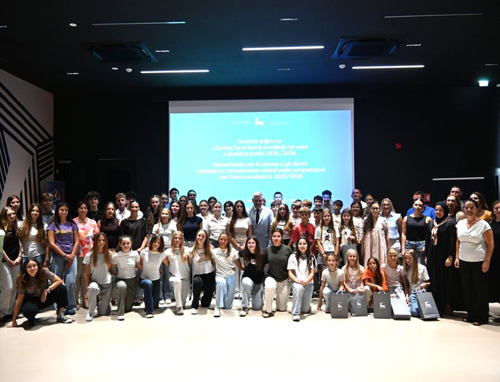 La Regione Istriana ha premiato 69 campioni nazionali dell’anno scolastico 2025/2026
