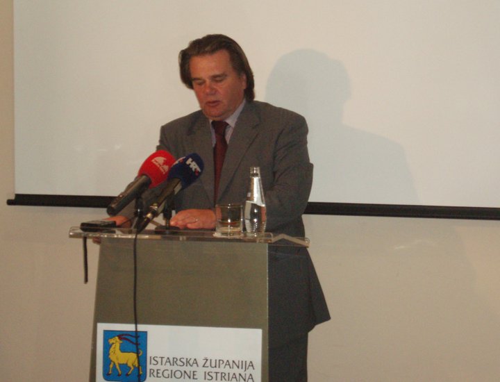 Pula: Konferencija za novinare župana Jakovčića
