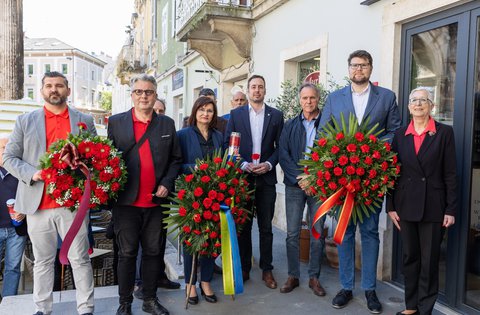U Puli polaganjem vijenaca obilježen Međunarodni praznik rada