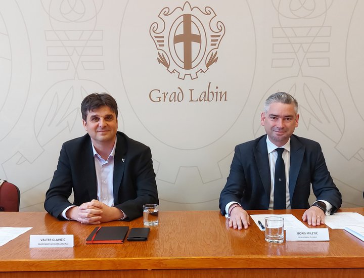 Incontro fra il presidente Miletić e collaboratori, e la Città di Albona