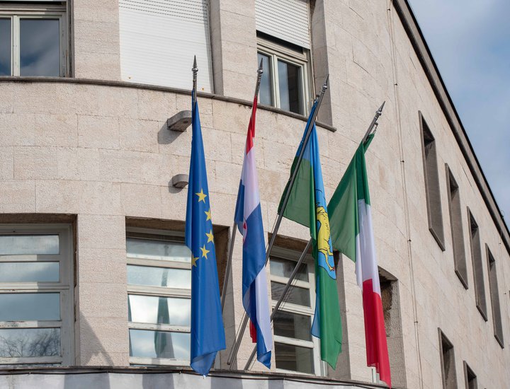 La Regione Istriana stanzia 1,6 milioni di euro per garantire il trasporto gratuito agli alunni delle scuole medie superiori