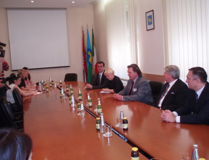 Pola: Il Presidente della Regione Jakovčić ha ricevuto l'ambasciatore tedesco Fischer ed il console onorario Ježić