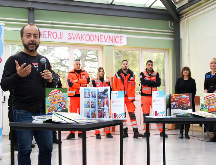 Nell'ambito del progetto UE FIRESPILL si è tenuta nella Scuola elementare Vidikovac la presentazione di un fumetto e un albo illustrato "Gli eroi del quotidiano"