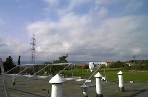 Započela instalacija fotonaponskih panela na OŠ Ivan Goran Kovačić u Čepiću