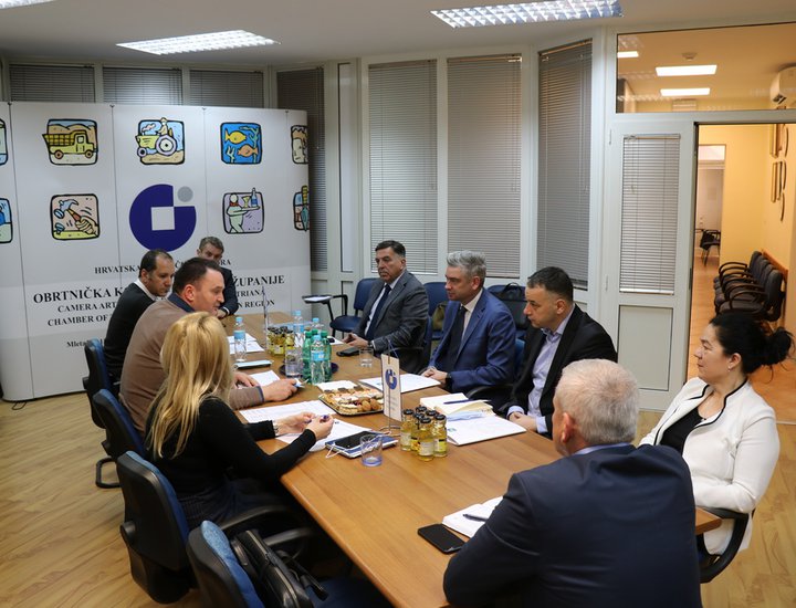 Il presidente Miletić in visita alla Camera dell'artigianato della Regione Istriana