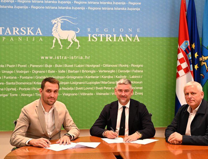 Očuvanje tradicije i identiteta: Istarska županija sufinancira 19. Dane mladog maslinovog ulja - XIX Giornate dellʼolio dʼoliva novello u Vodnjanu