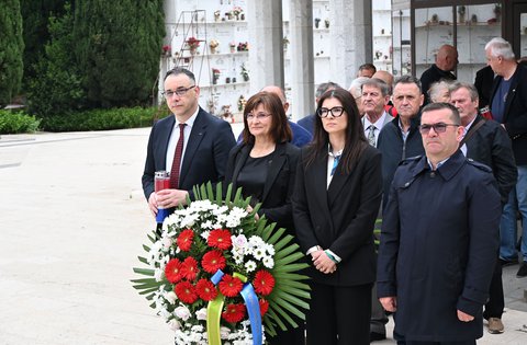 Deposte le corone in occasione della Giornata della Città di Pola