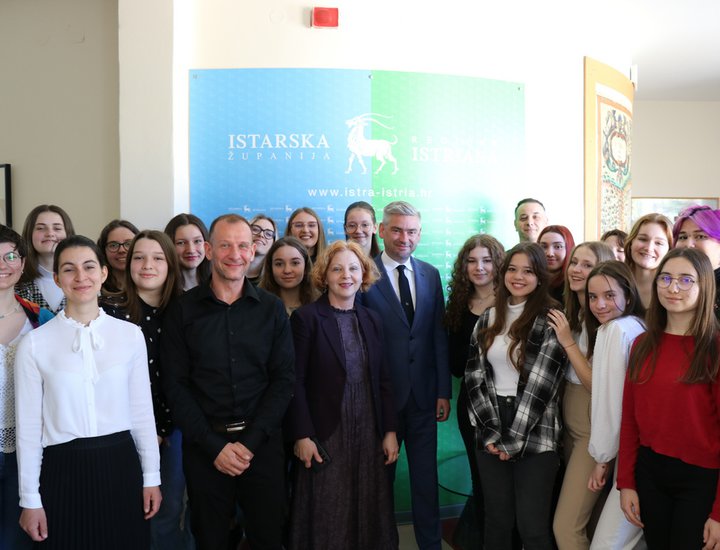 Incontro dal presidente Miletić per il miglior coro femminile della Croazia