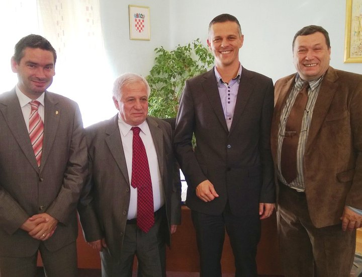 Il Presidente della Regione Istriana Valter Flego e il Sindaco di Pola Boris Miletić hanno ricevuto il rettore dell'Università internazionale di Travnik e collaboratori