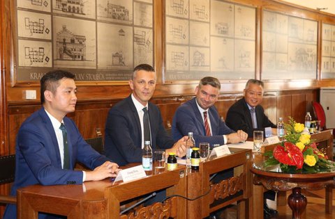 Firmato l'Accordo d'intesa con il gigante tecnologico Huawei
