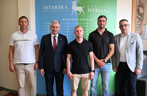 Župan Boris Miletić primio boksačkog prvaka Hrvatske Patrika Licula