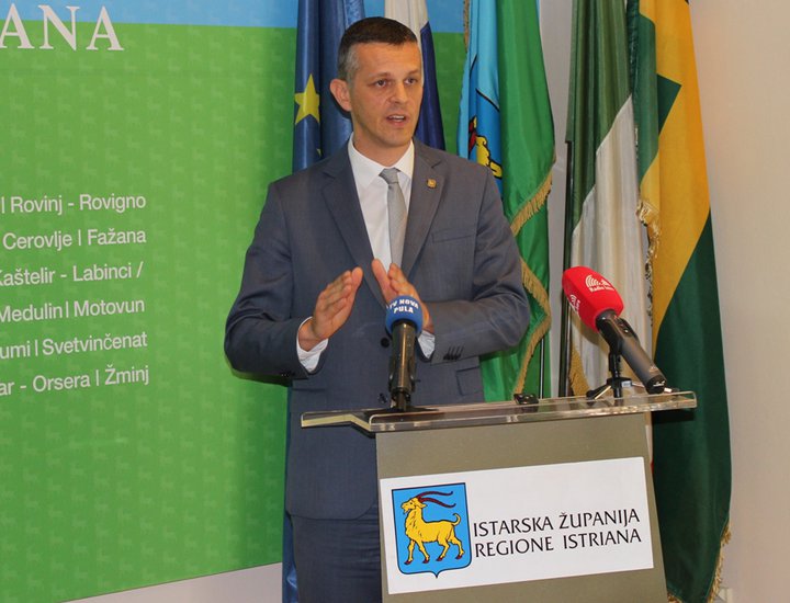 Appello del Presidente Flego alla Presidente Grabar Kitarović: "Non permetta che ci ricattino, sostenga la nostra lotta contro il carbone"