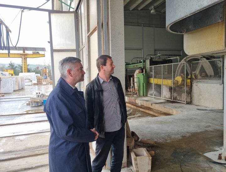 La sostenibilità a lungo termine è il modo principale per il mantenimento della tradizione della pietra in Istria