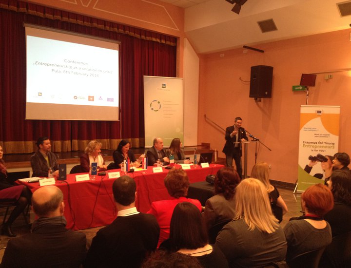 Conferenza "Il settore imprenditoriale è la soluzione alla crisi"