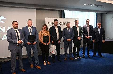 Limski kanal, Infobip i Aquarium nagrađeni plaketom Zlatna kuna kao najuspješnije tvrtke u Istarskoj županiji