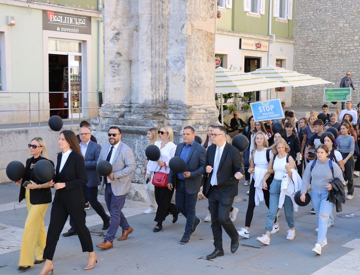 U Puli obilježen Nacionalni dan borbe protiv nasilja nad ženama