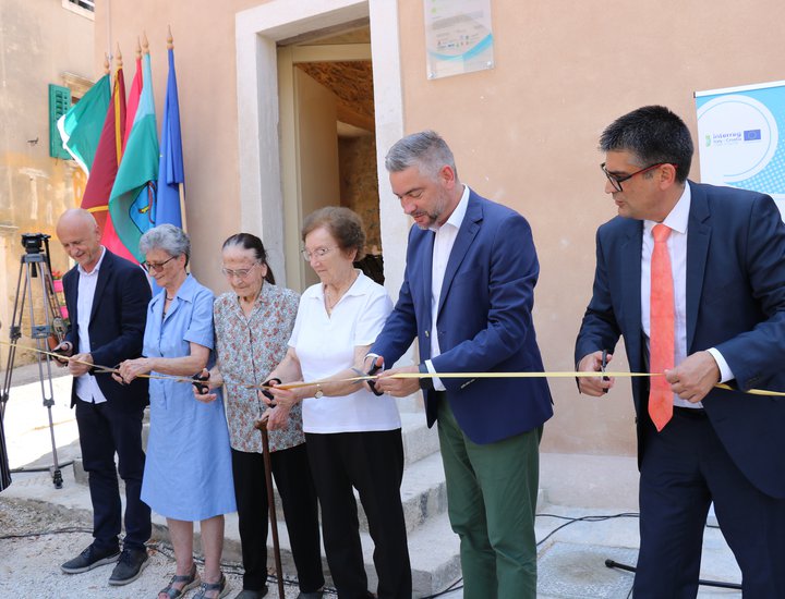 Svečano otvorena Kuća kaštela u Momjanu