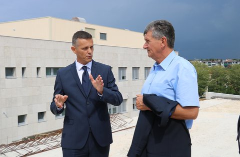 Il Presidente Flego: All'incontro del Governo a Pola ci aspettiamo la modifica della Delibera sulla garanzia statale per la continuazione della costruzione dell'OG di Pola