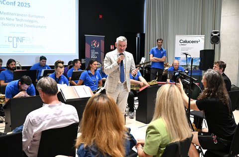 Il presidente della Regione Istriana Miletić ha inaugurato la conferenza internazionale sulle nuove tecnologie e tendenze sociali PulaTechCon